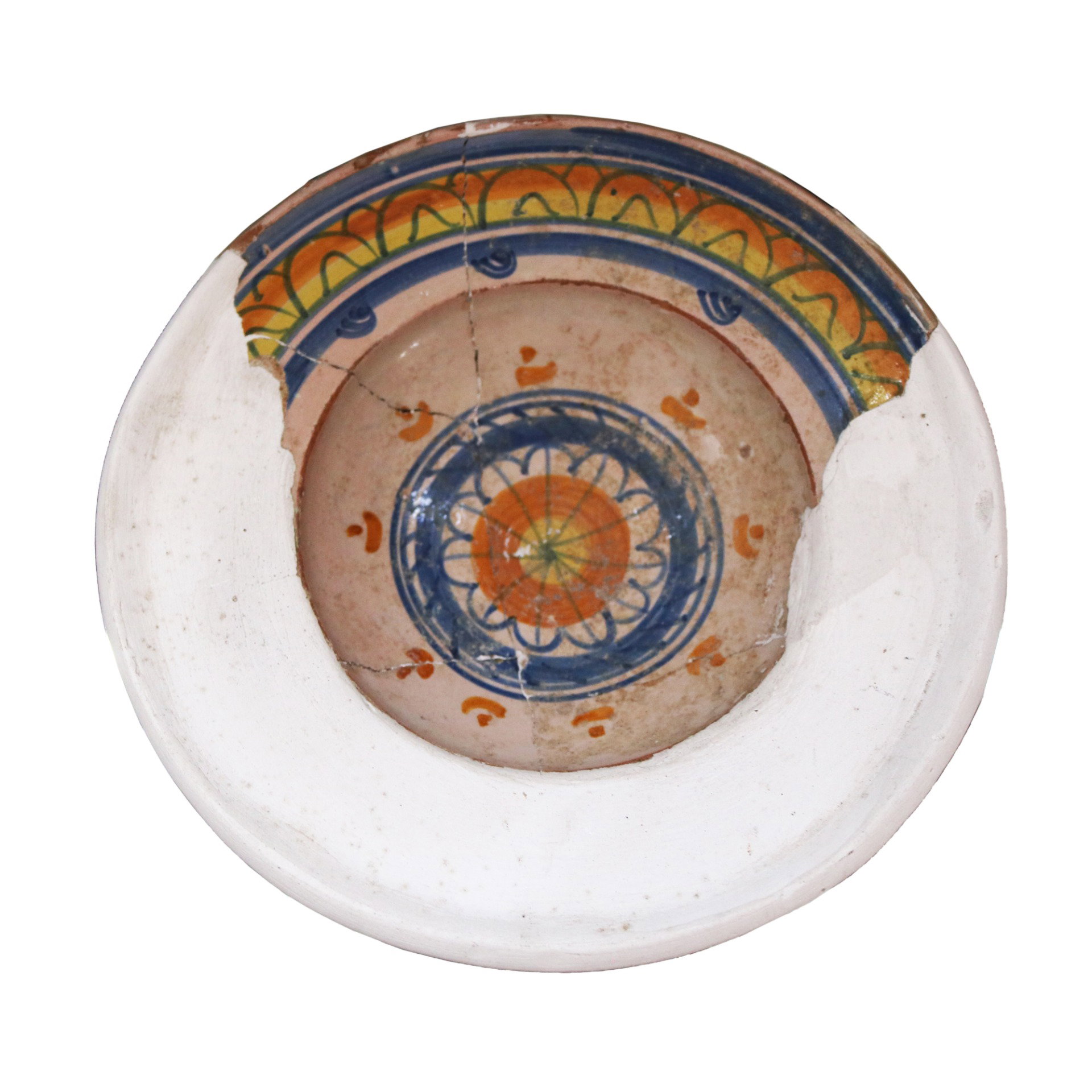 Plato antiguo de mayólica. Siglo XVI.